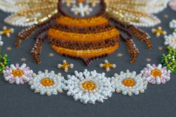DIY bead embroidery kit Bee